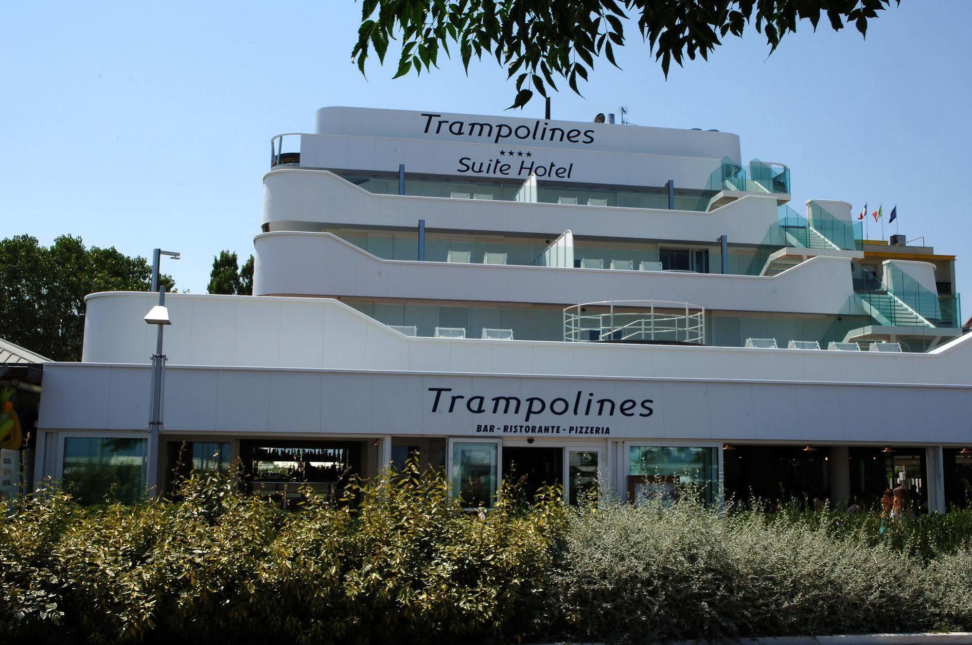 Trampolines Suite Hotel Riccione Bagian luar foto